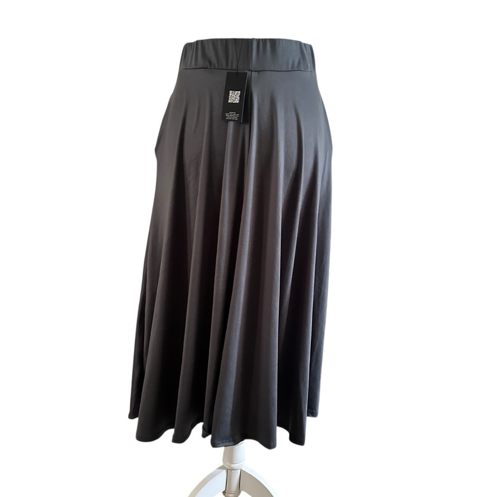 👉 24seven Comfort Apparel Grey 2 Pockets Stretch Maxi Skirt – Size L